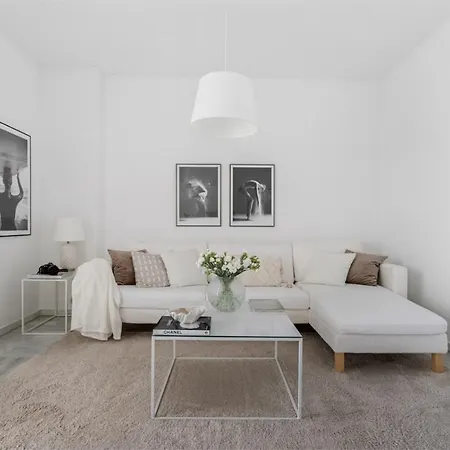 Scandinavian Style With Amazing Sea Views And South West Facing Sunny Terrace In Miraflores Walking Distance To The Beach! Apartamento *
